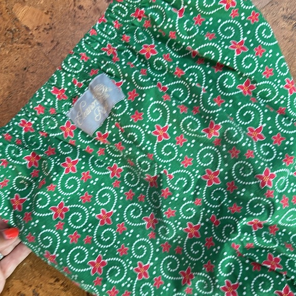 Eleanor Rose Size 7/8 - Picture 3 of 3